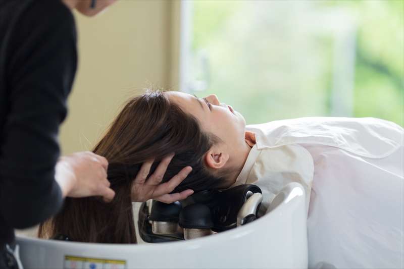 大人の女性の髪の悩みに寄り添う美容院を福山市にて営業